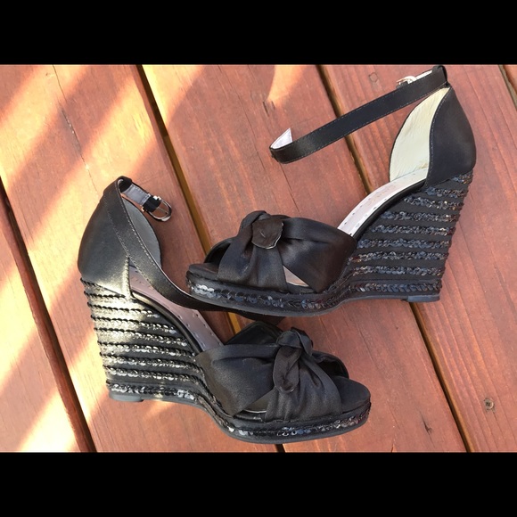 Shoes - Picture 7 of 10